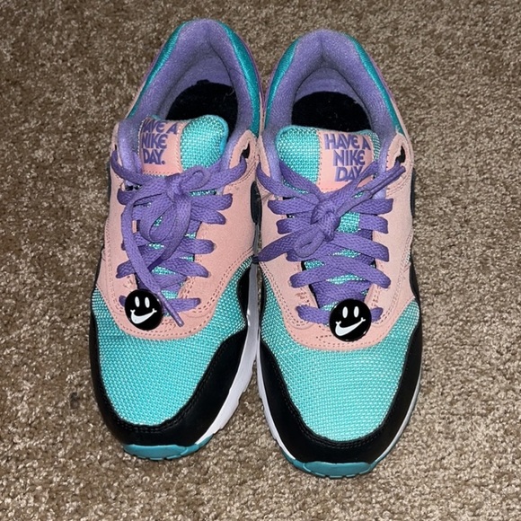 Air Max - Picture 6 of 6